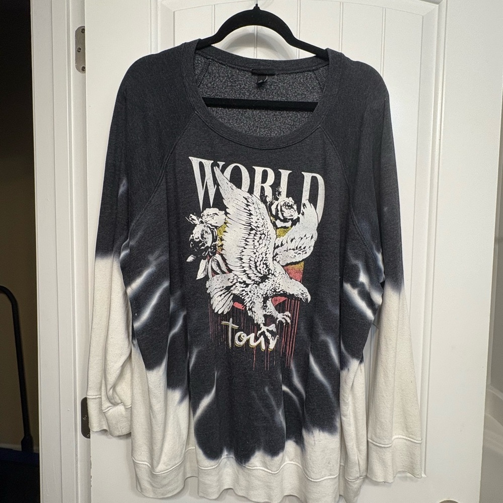 Torrid Black and White Graphic Long Sleeve Top